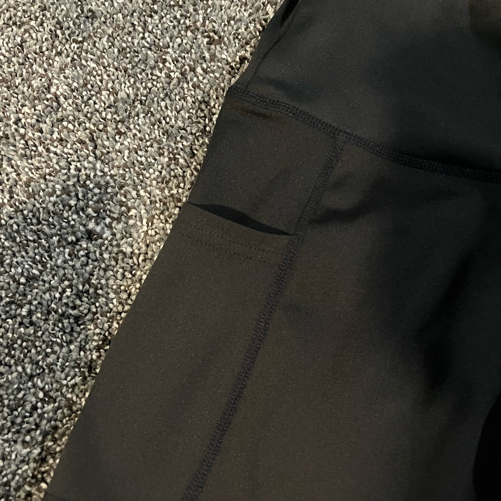 biker shorts with pockets, size S